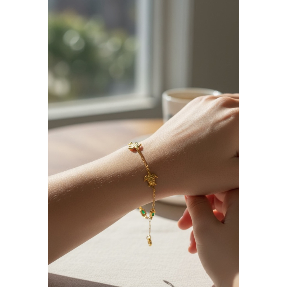 Turtle Charm Bracelet- Small Size perfect for small wrist or kid NWOT